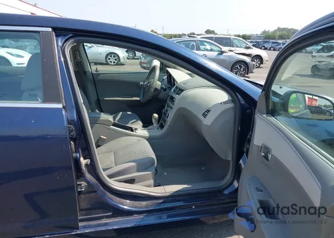 2010 Chevrolet Malibu Ls from USA, damaged, VIN 1G1ZB5EB1AF171999